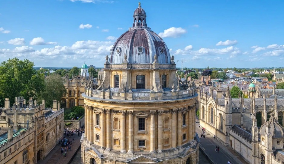 Top UK Colleges 2025